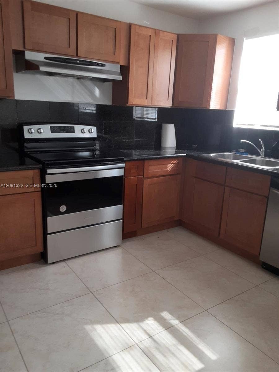 Property photo for 2200 Taylor Street, #101, Hollywood, FL