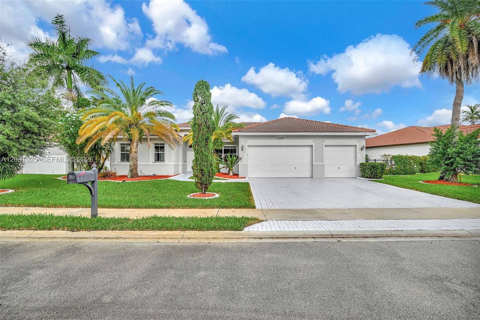 15976 SW 4th Street, Pembroke Pines, FL 33027 Photo 61