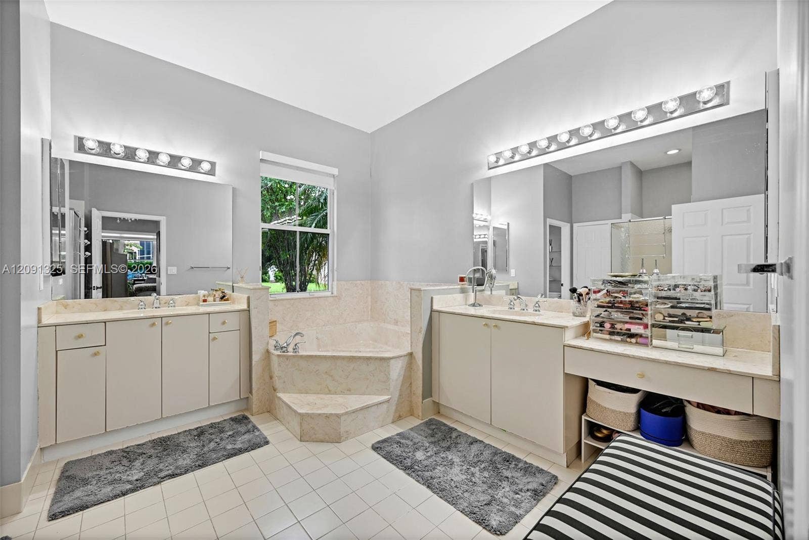 15976 SW 4th Street, Pembroke Pines, FL 33027 Photo 10