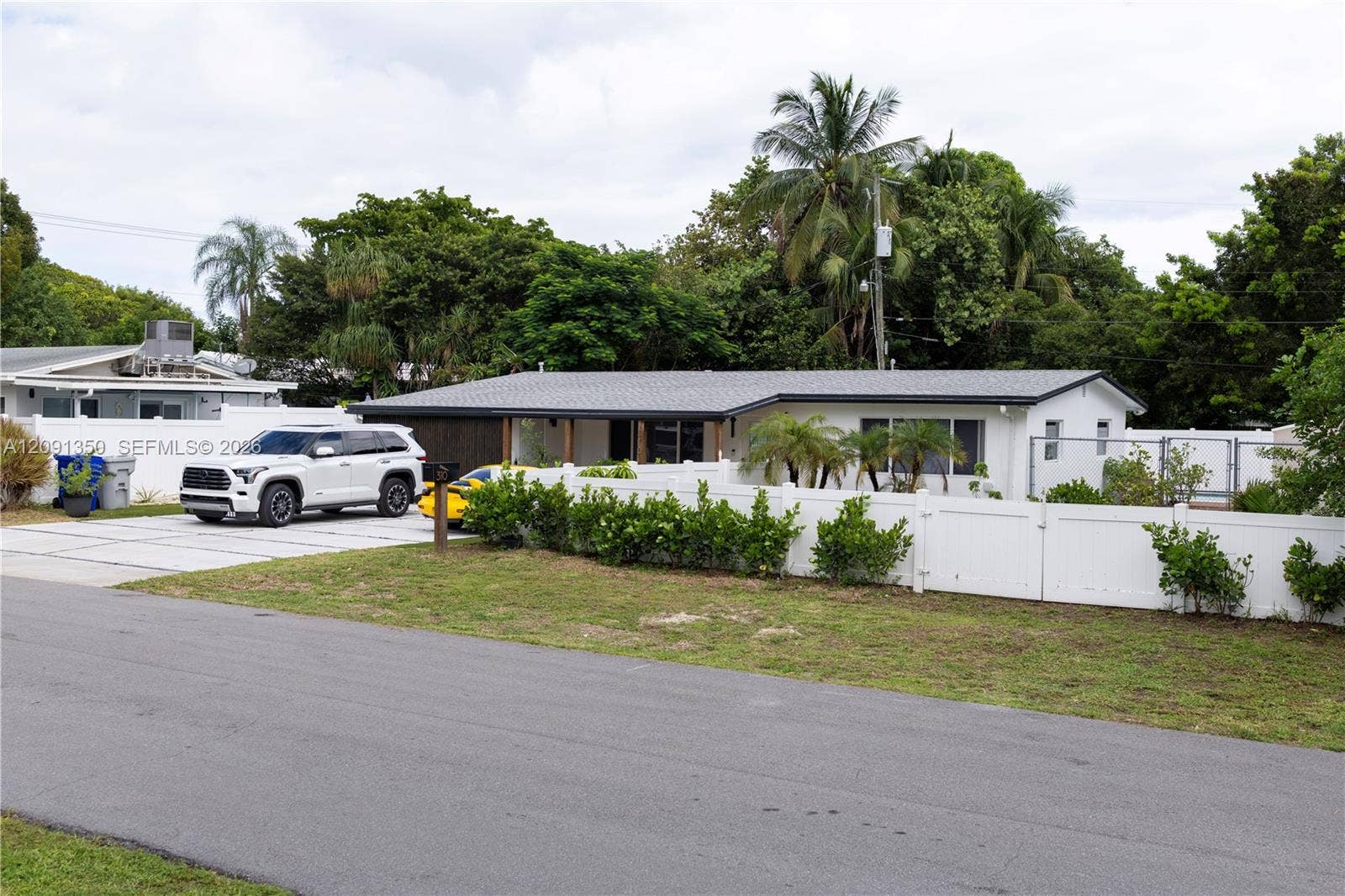 310 NE 12th Avenue, Pompano Beach, FL 33060 Photo 4