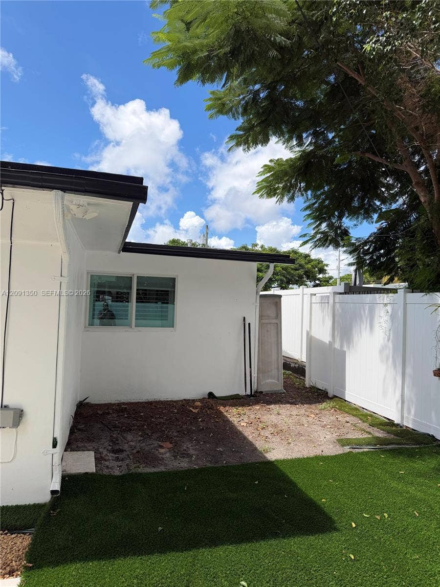 310 NE 12th Avenue, Pompano Beach, FL 33060 Photo 75