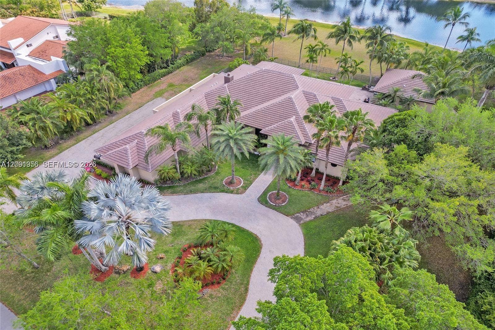 3320 Bridle Path Lane, Weston, FL 33331 Photo 5