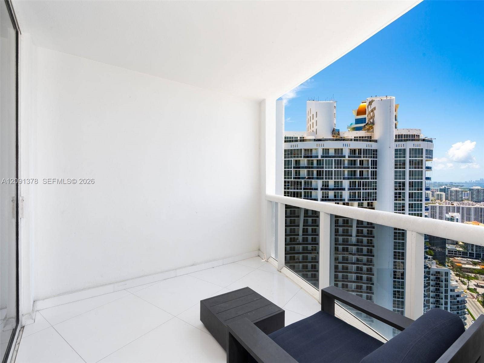 18201 Collins Avenue, #5303, Sunny Isles Beach, FL 33160 Photo 3