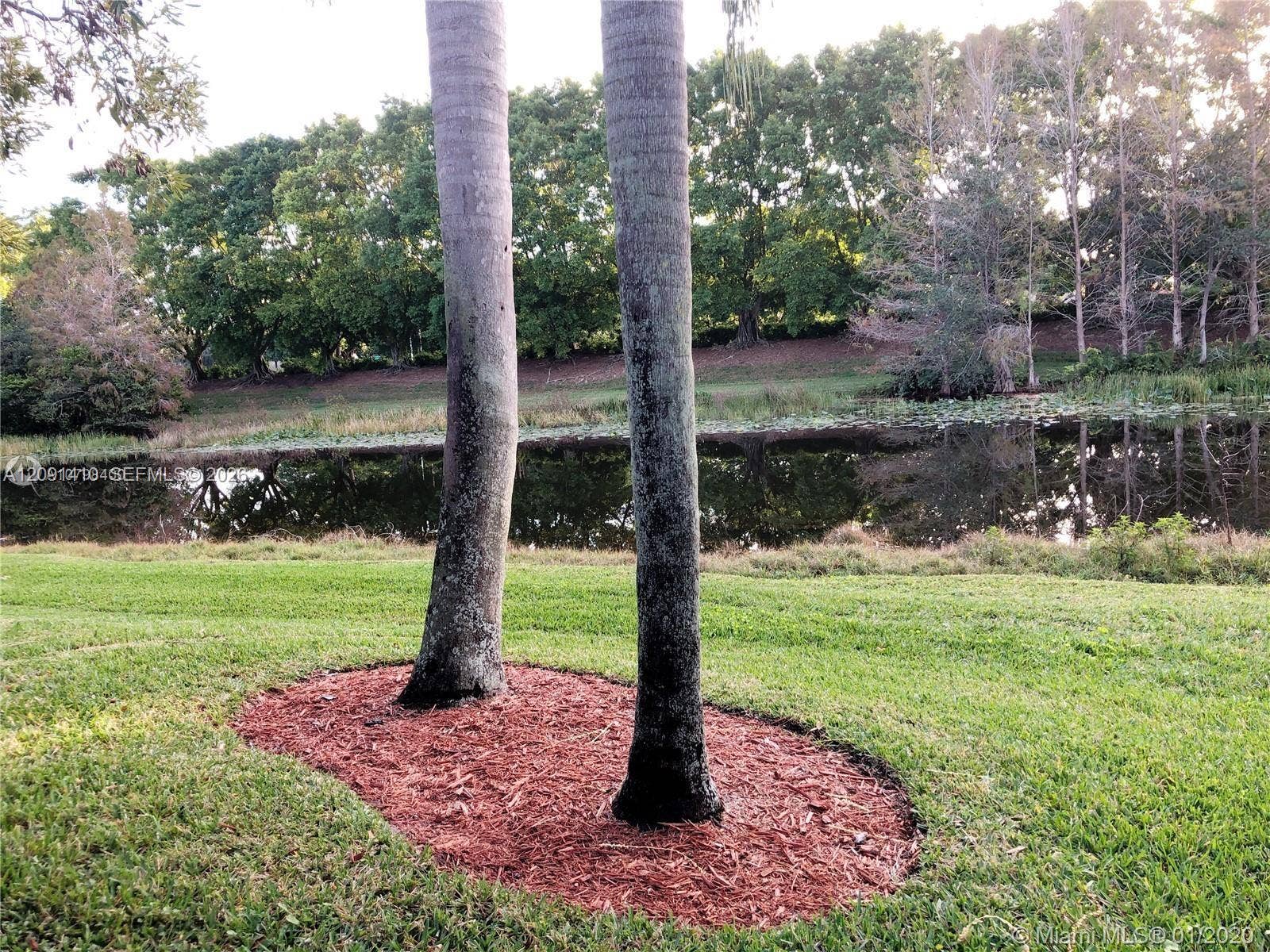 1372 Veracruz Lane, #6-7, Weston, Weston, FL 33327 Canal view