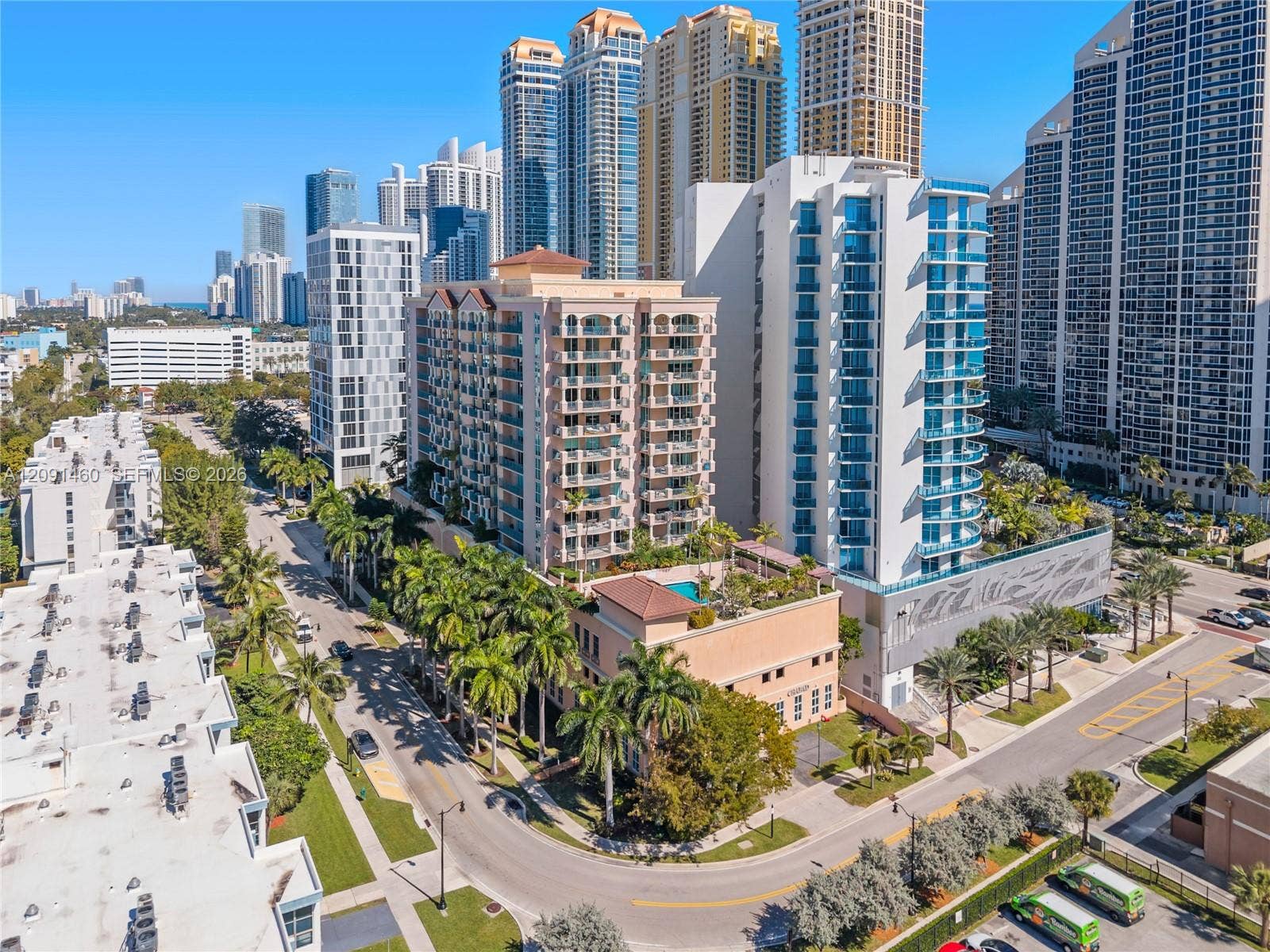 17555 Atlantic Boulevard, #UPH3, Sunny Isles Beach, FL 33160 Photo 25