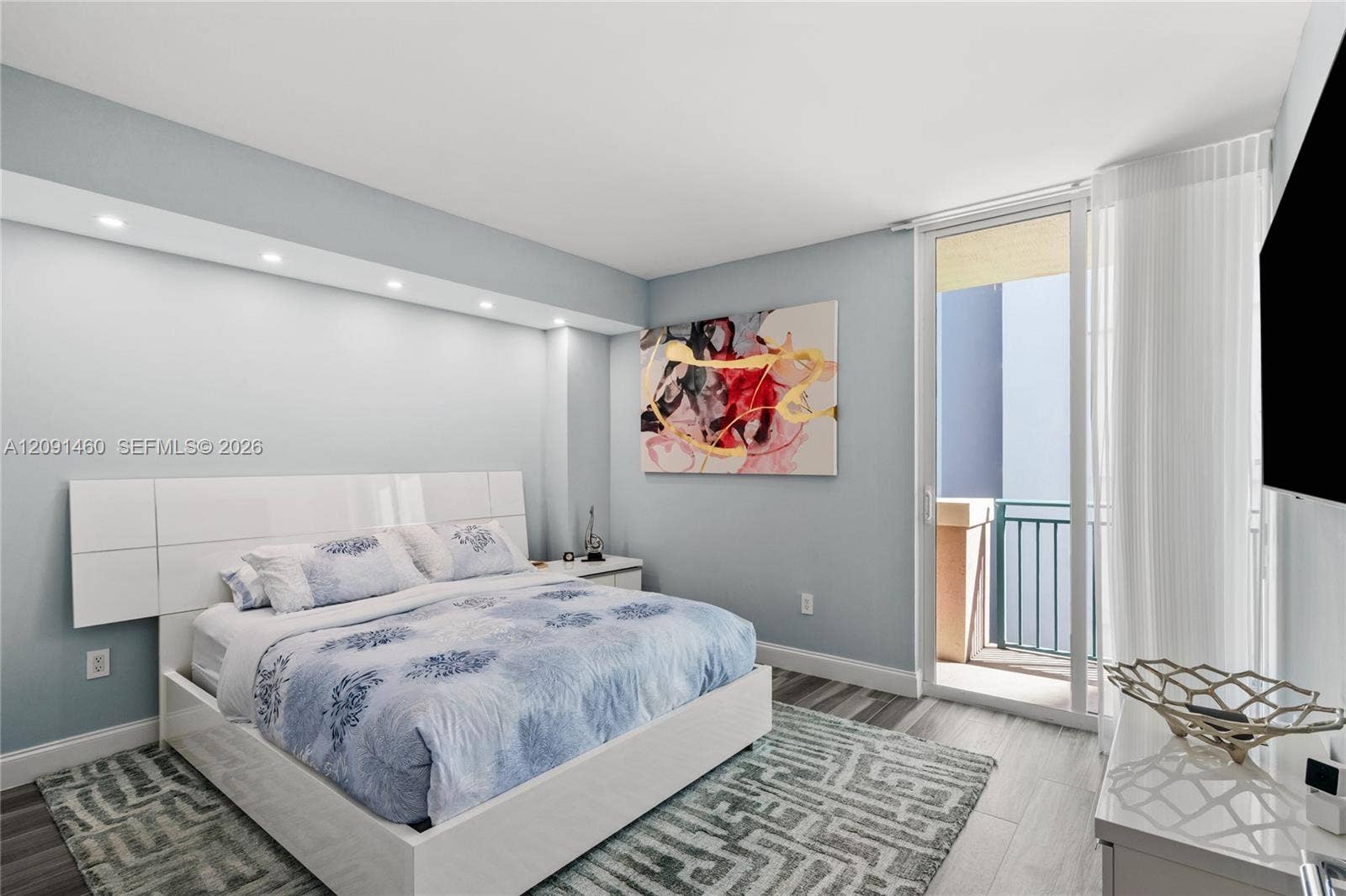 17555 Atlantic Boulevard, #UPH3, Sunny Isles Beach, FL 33160 Photo 9