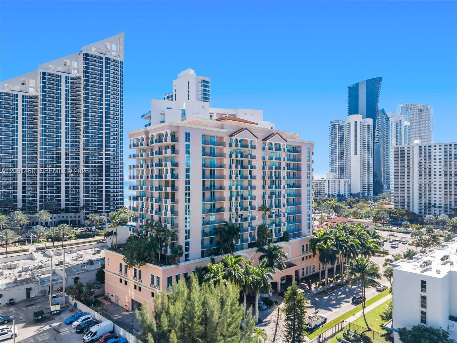 17555 Atlantic Boulevard, #UPH3, Sunny Isles Beach, FL 33160 Photo 48