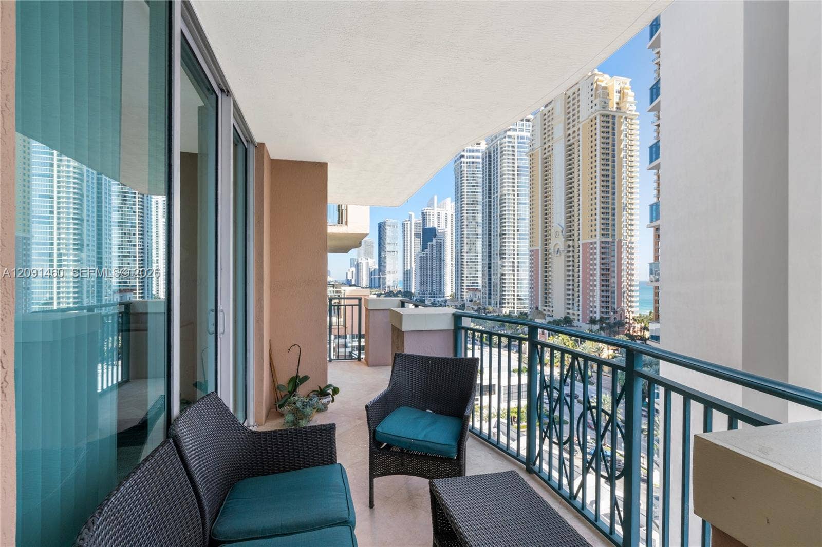 17555 Atlantic Boulevard, #UPH3, Sunny Isles Beach, FL 33160 Photo 18