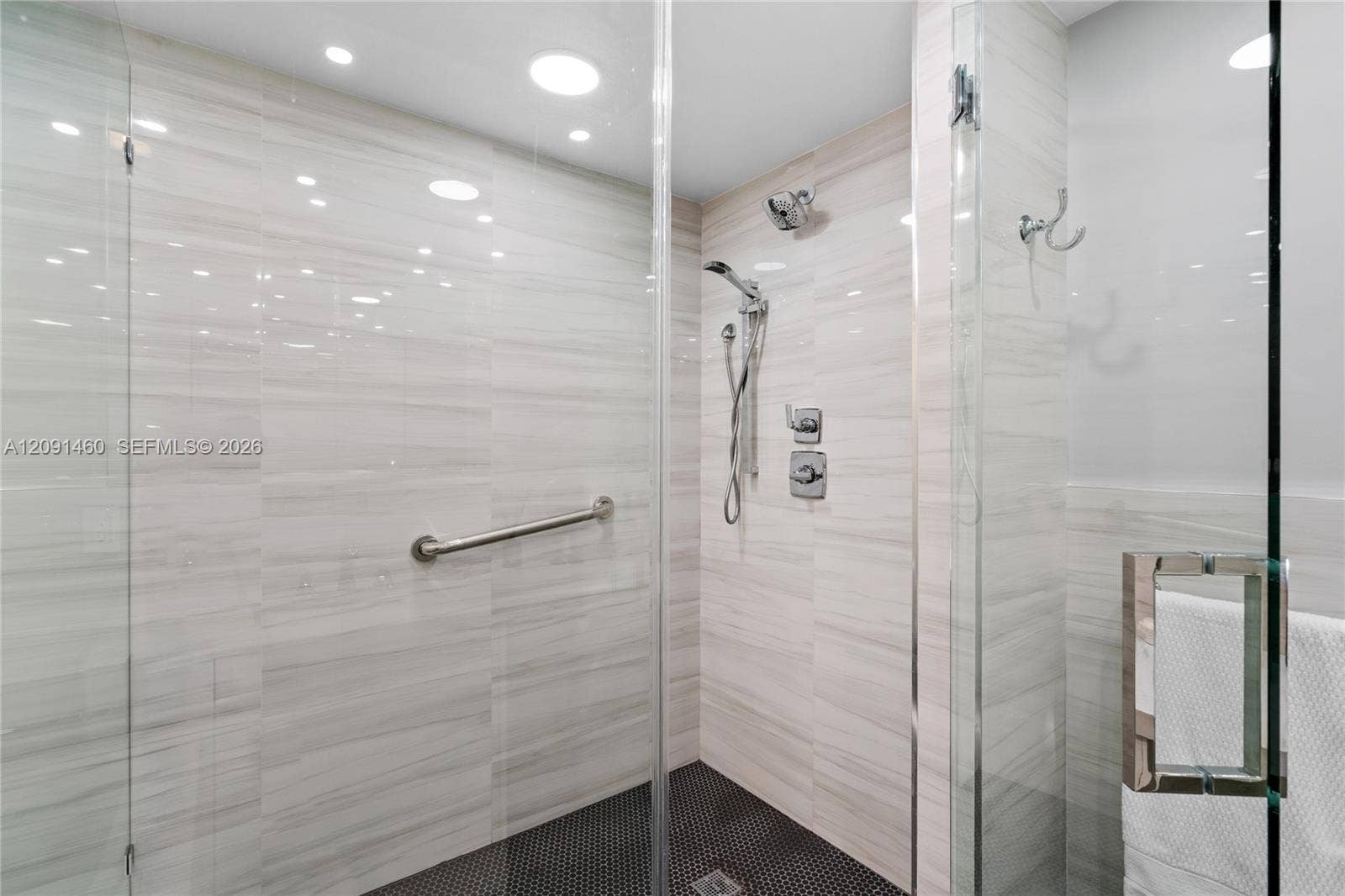 17555 Atlantic Boulevard, #UPH3, Sunny Isles Beach, FL 33160 Photo 61