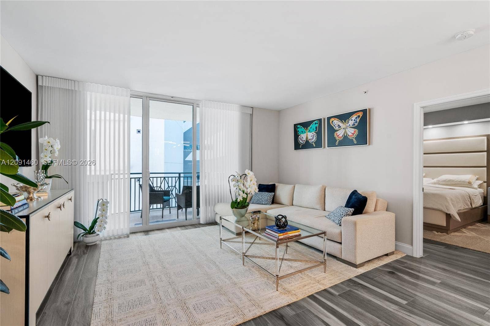 17555 Atlantic Boulevard, #UPH3, Sunny Isles Beach, FL 33160 Photo 2