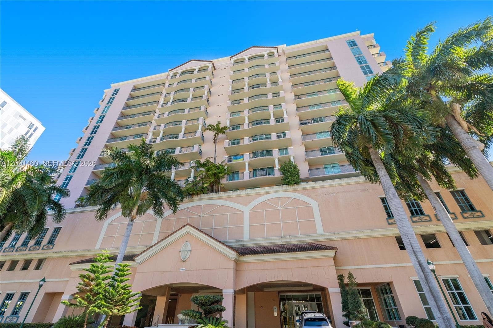 17555 Atlantic Boulevard, #UPH3, Sunny Isles Beach, FL 33160 Photo 35