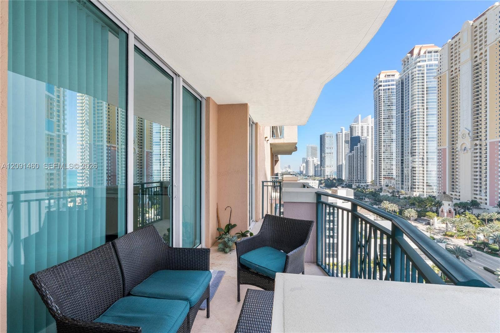17555 Atlantic Boulevard, #UPH3, Sunny Isles Beach, FL 33160 Photo 29