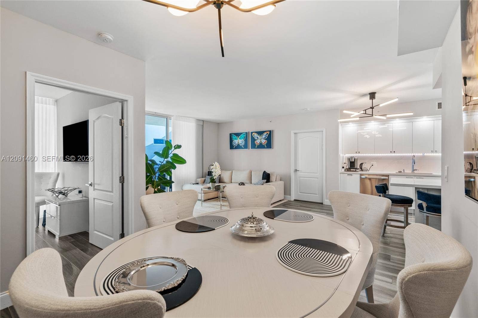 17555 Atlantic Boulevard, #UPH3, Sunny Isles Beach, FL 33160 Photo 49
