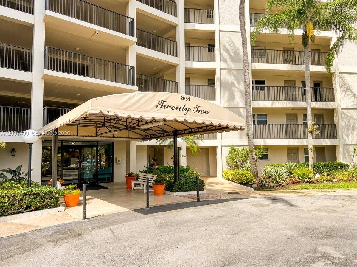2681 S Course Drive, #511, Pompano Beach, Pompano Beach, FL 33069 Photo 24