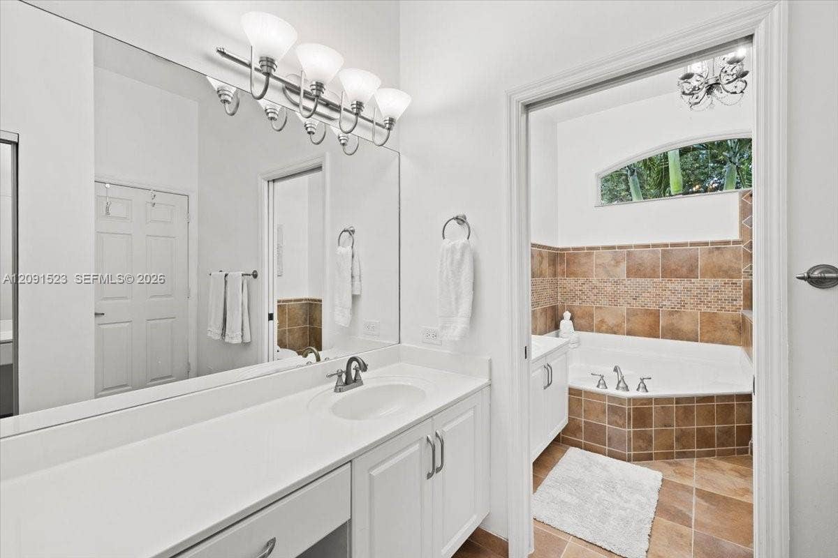 6982 Coronado Way, Pembroke Pines, FL 33331 Photo 26