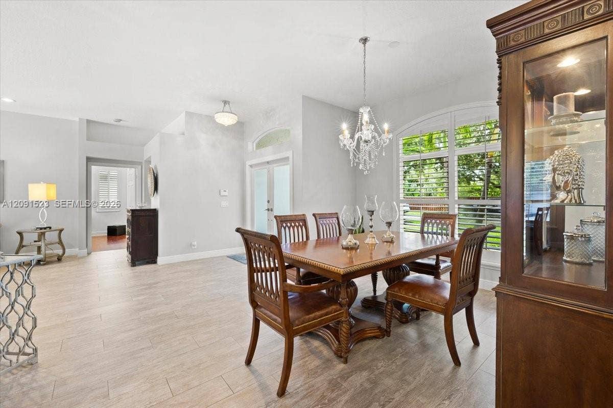 6982 Coronado Way, Pembroke Pines, FL 33331 Photo 14