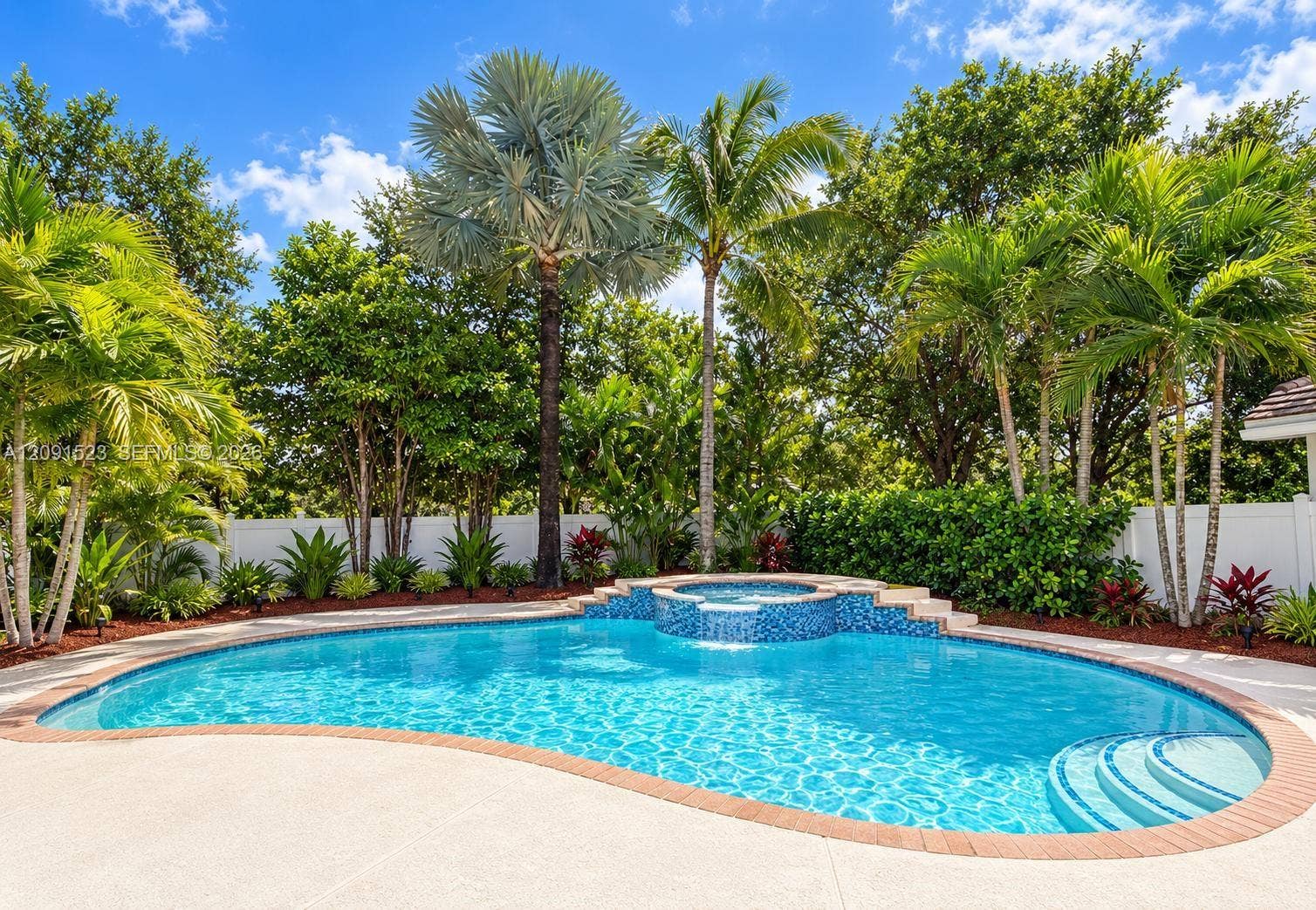 6982 Coronado Way, Pembroke Pines, FL 33331 Photo 2