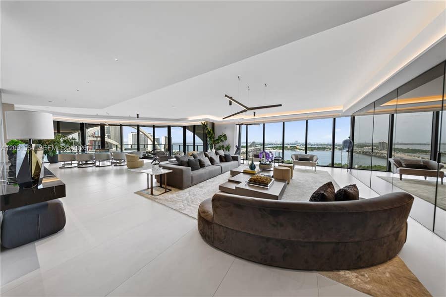 Property photo for 1000 NE Biscayne Boulevard, #2202, Miami, FL
