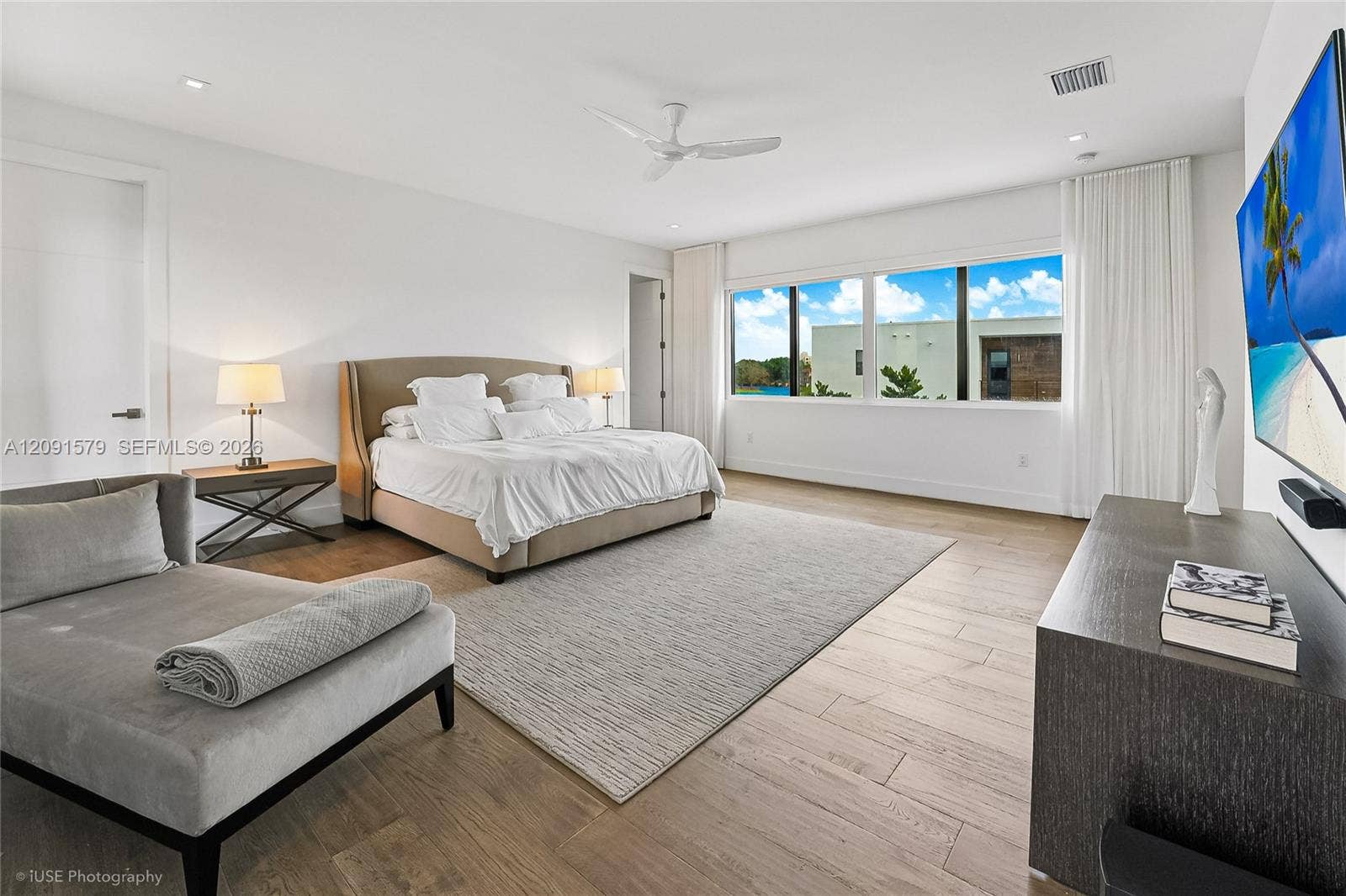 16629 Botaniko Drive, Weston, FL 33326 Master Bedroom -Upstairs