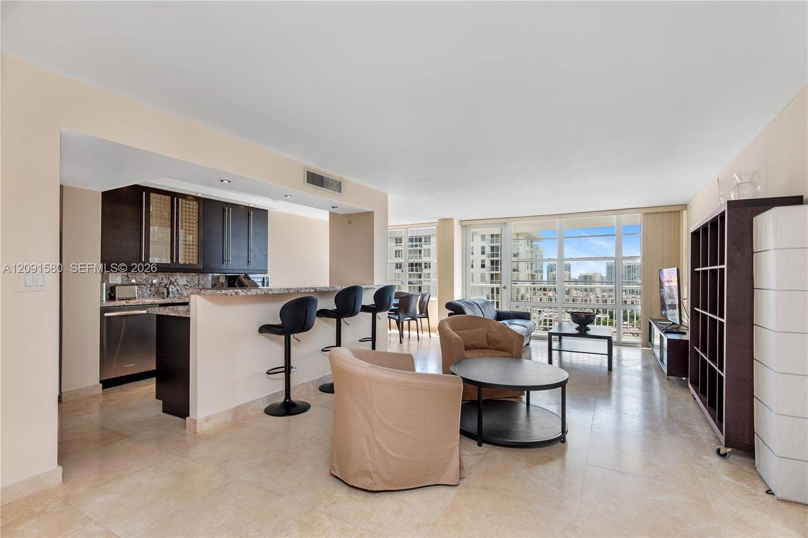 231 174th Street, #2106, Sunny Isles Beach, FL 33160 Photo 3