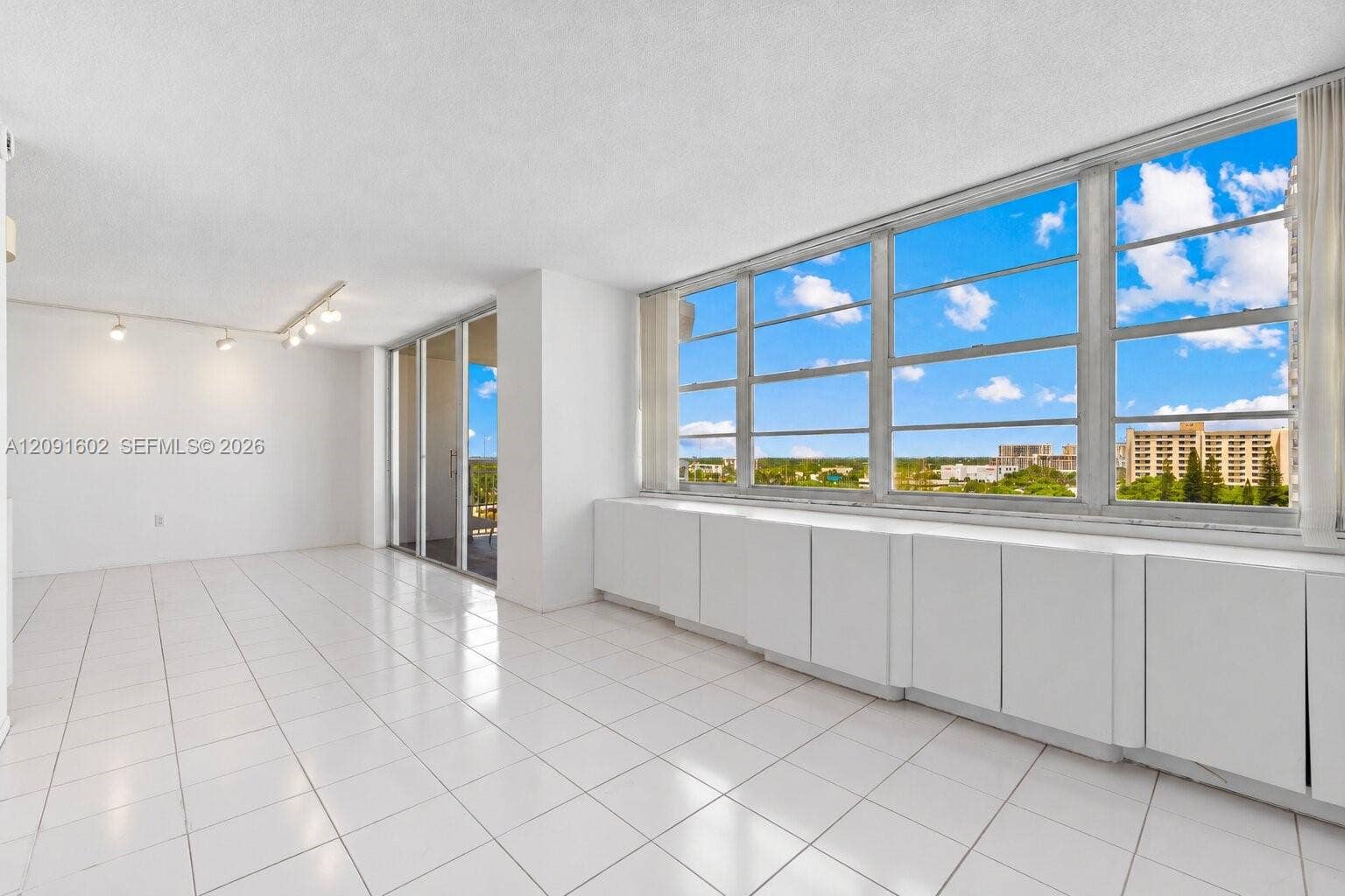 18021 Biscayne Boulevard, #1102, Aventura, FL 33160 Photo 9