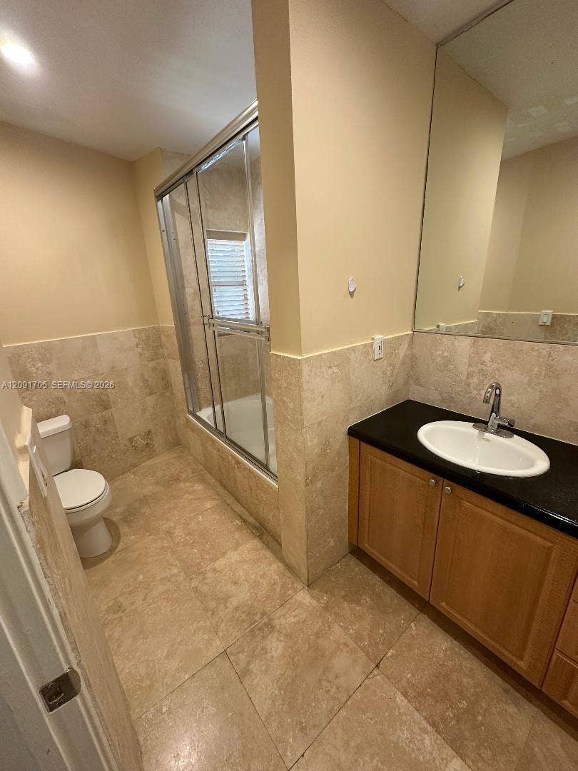 32 Camden Drive, #8, Bal Harbour, Bal Harbour, FL 33154 Photo 13