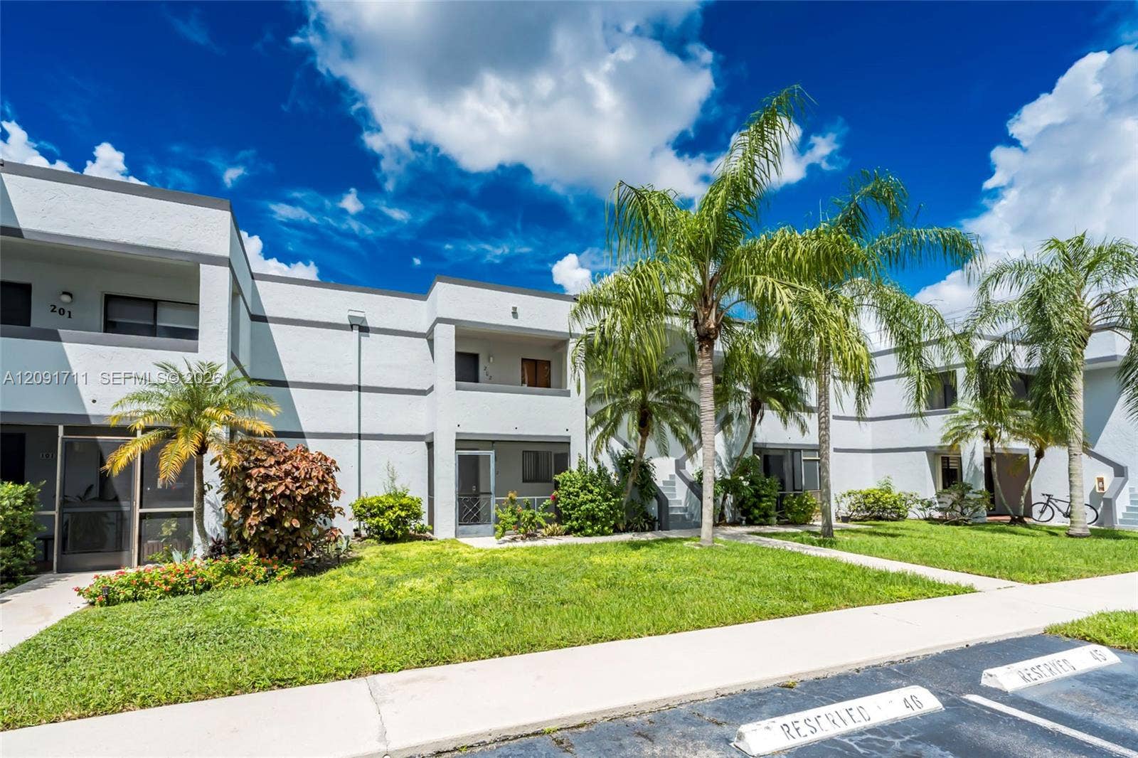 161 Lakeview Drive, #202, Weston, FL 33326 Photo 1
