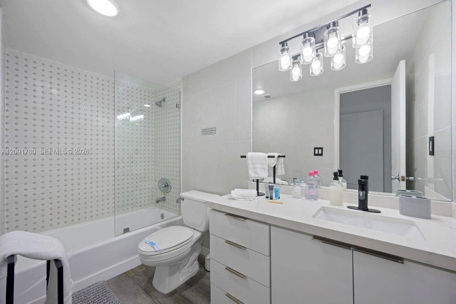 19370 Collins Avenue, #310, Sunny Isles Beach, FL 33160 Photo 14