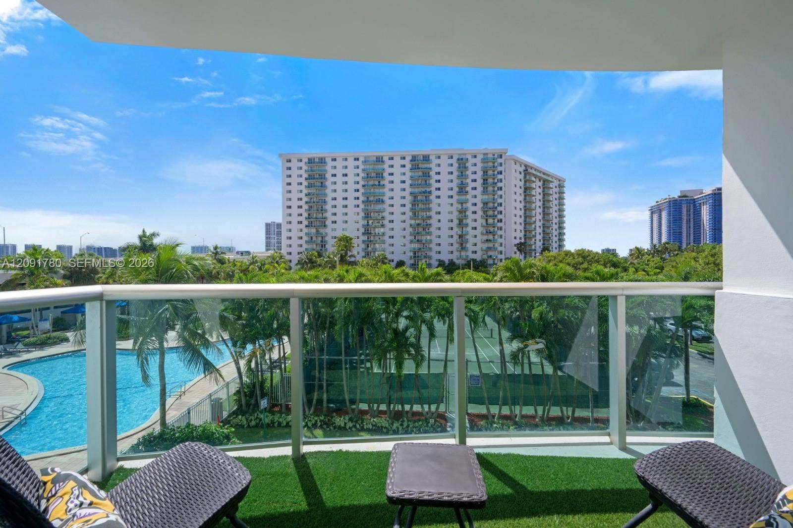 19370 Collins Avenue, #310, Sunny Isles Beach, FL 33160 Photo 2