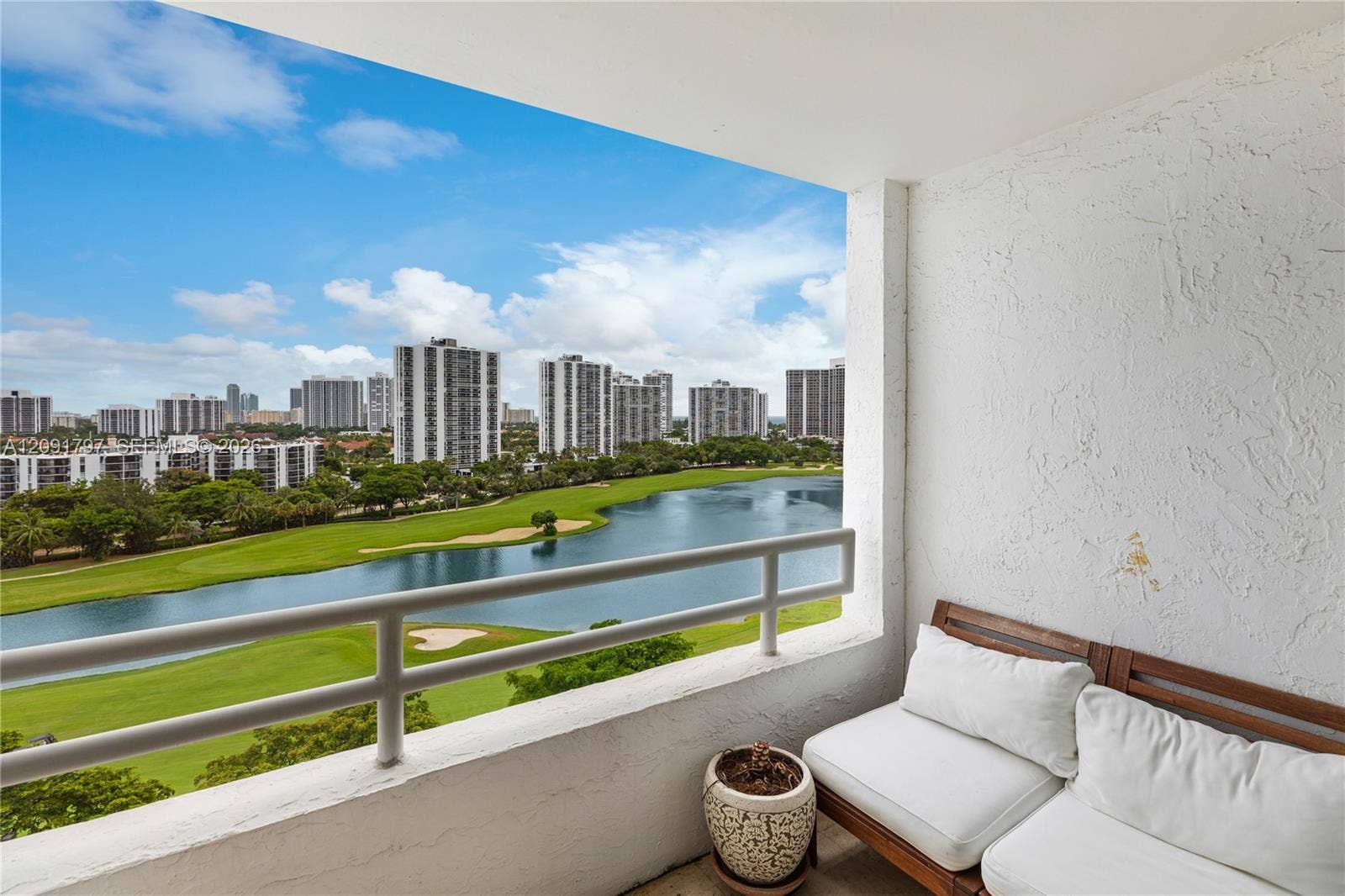 20355 NE 34th Court, #1422, Aventura, FL 33180 Photo 3
