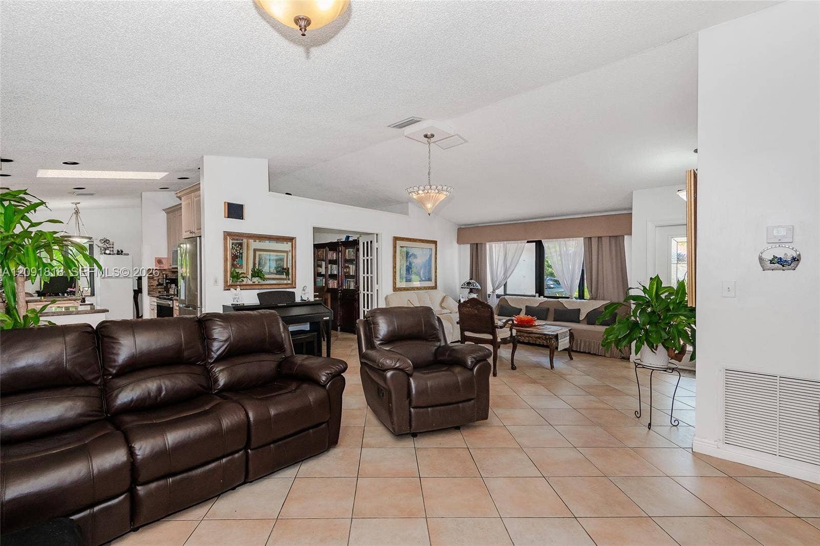 7609 Sunflower Drive, Margate, FL 33063 Photo 7