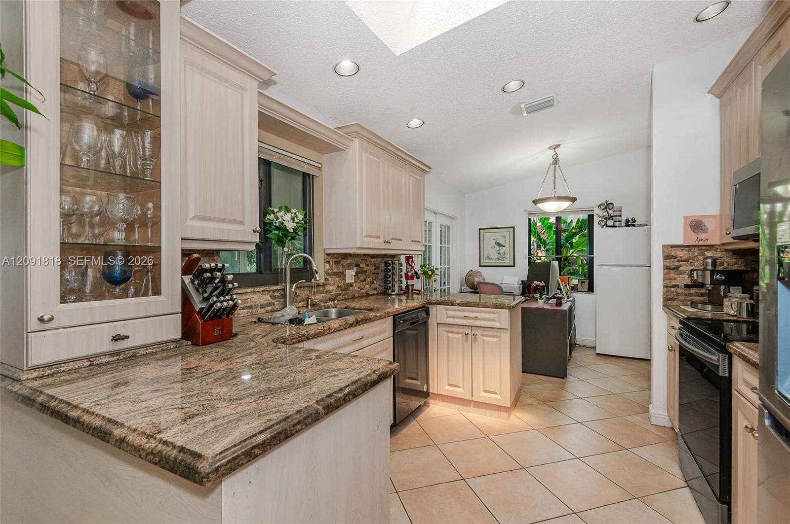7609 Sunflower Drive, Margate, FL 33063 Photo 13