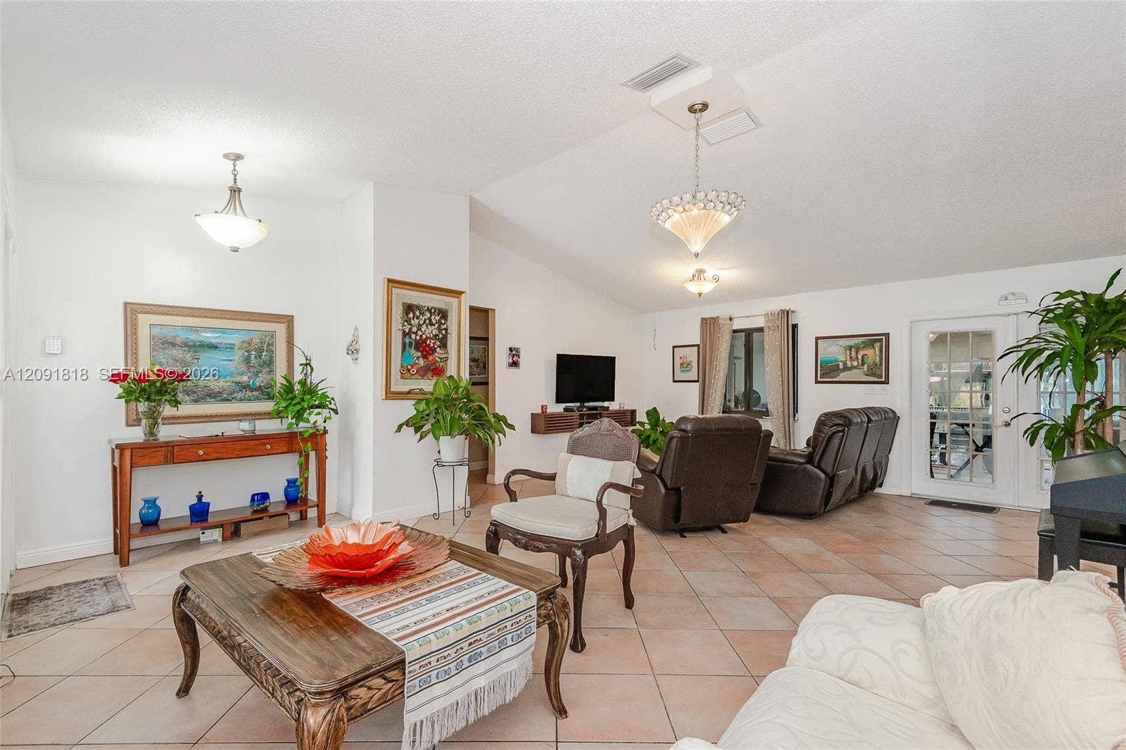 7609 Sunflower Drive, Margate, FL 33063 Photo 4