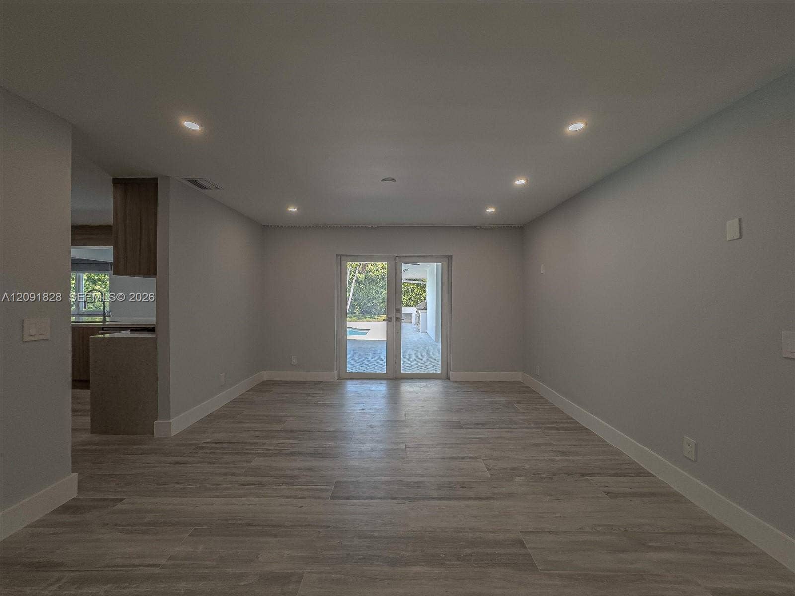 20405 NE 22nd Place, Miami, FL 33180 Photo 6