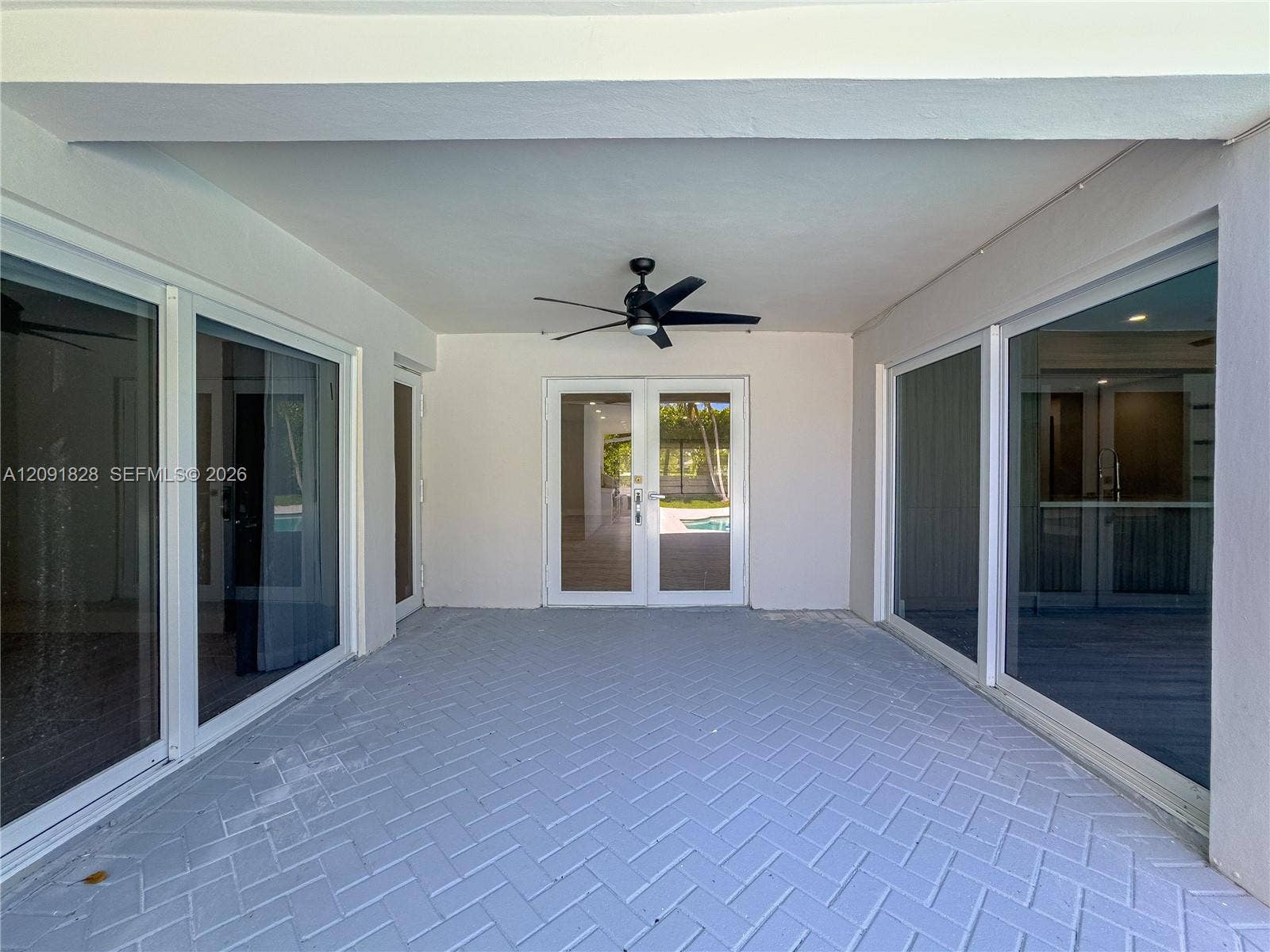 20405 NE 22nd Place, Miami, FL 33180 Photo 22
