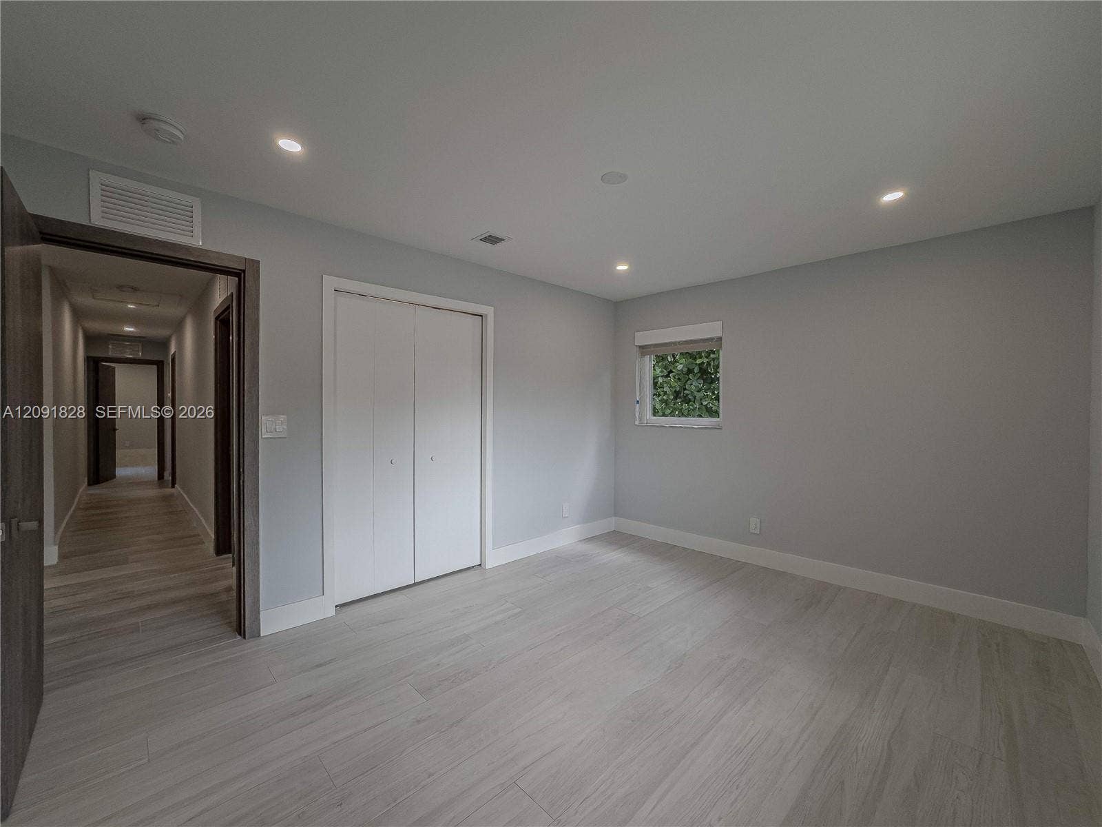 20405 NE 22nd Place, Miami, FL 33180 Photo 13