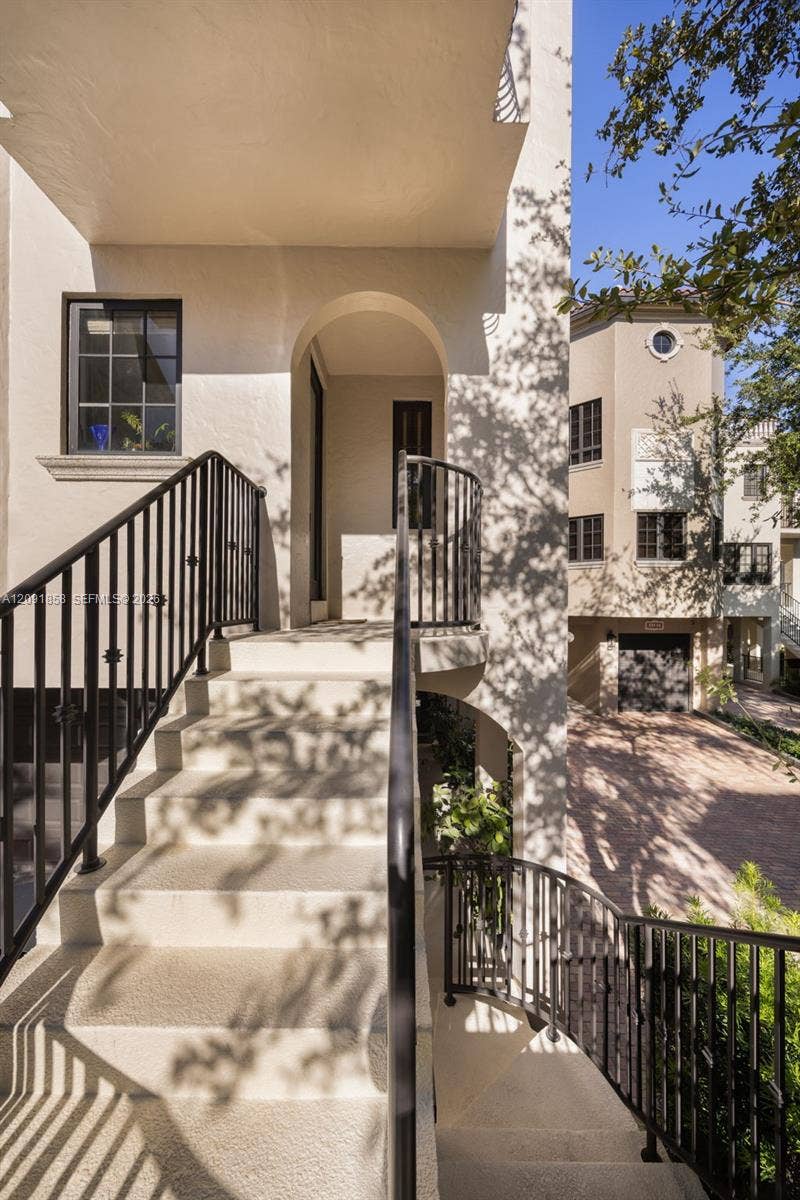 3471 Main Highway, #1204, Coconut Grove, FL 33133 Photo 4