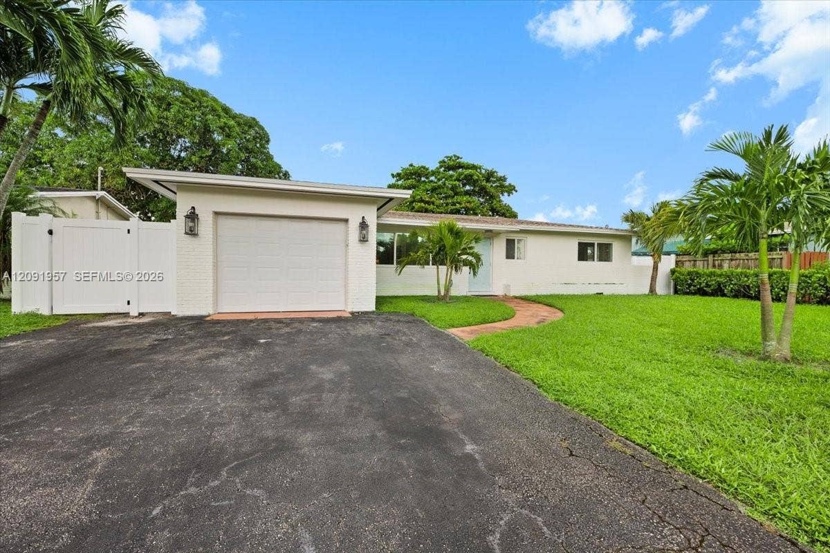 401 SW 72nd Avenue, Pembroke Pines, FL 33023 Photo 7