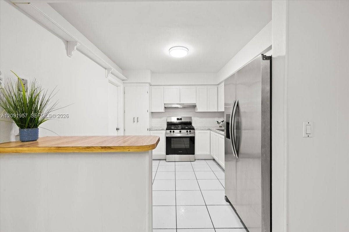 401 SW 72nd Avenue, Pembroke Pines, FL 33023 Photo 16