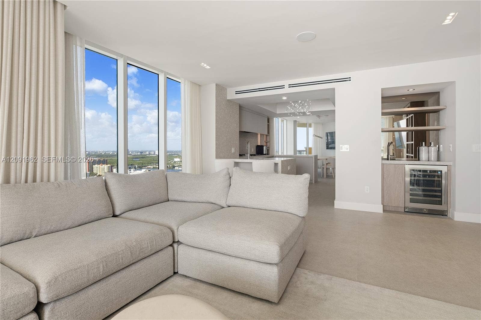 17875 Collins Avenue, #3906, Sunny Isles Beach, Sunny Isles Beach, FL 33160 Photo 7