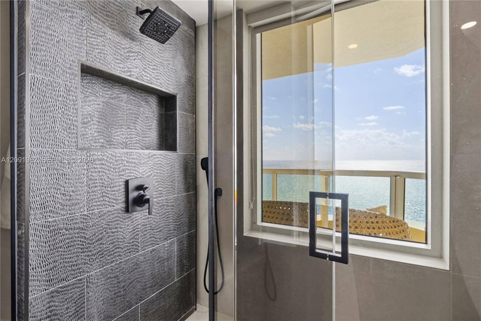 17875 Collins Avenue, #3906, Sunny Isles Beach, Sunny Isles Beach, FL 33160 Photo 18