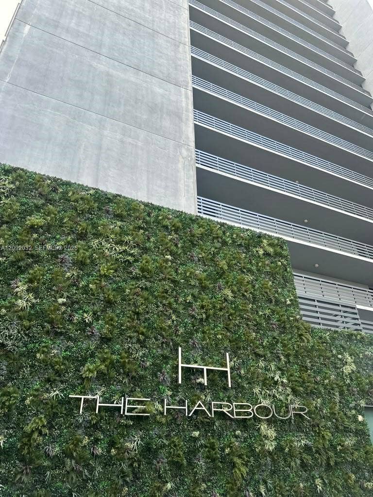 Property photo for 16385 Biscayne Boulevard, #2606, North Miami Beach, FL