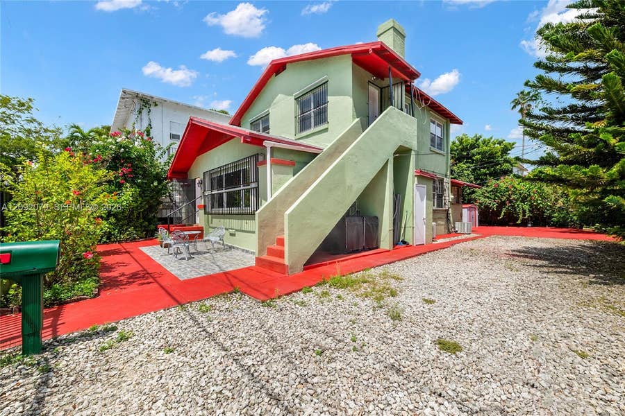 Property photo for 569 SW 5th Street, Miami, FL