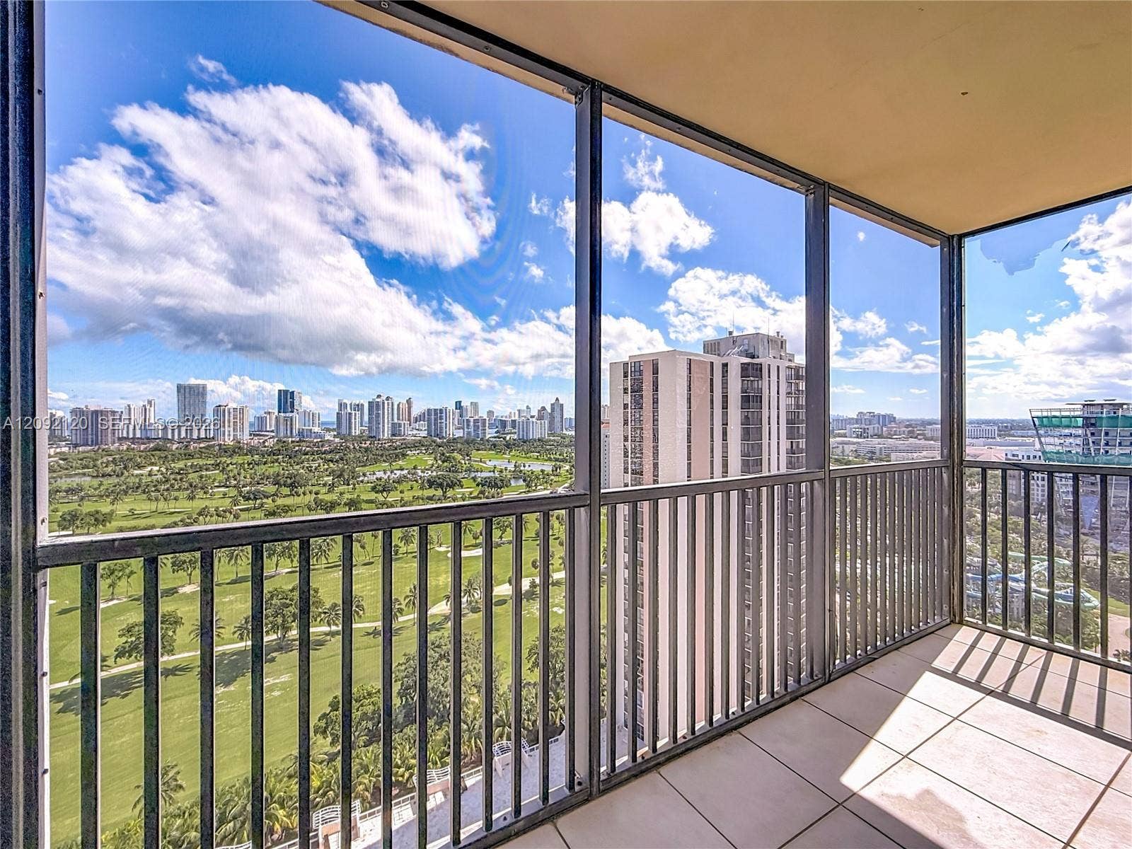 20301 W Country Club Drive, #2428, Aventura, FL 33180 Photo 12