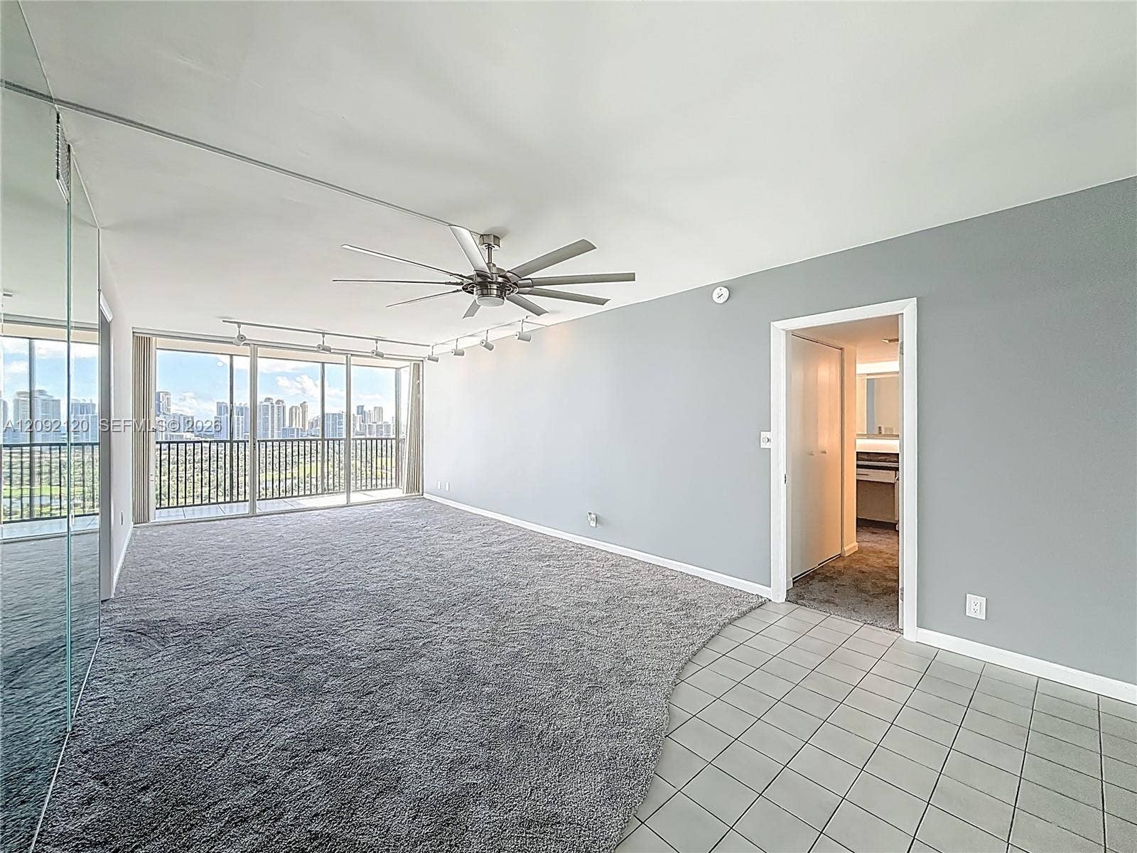 20301 W Country Club Drive, #2428, Aventura, FL 33180 Photo 15