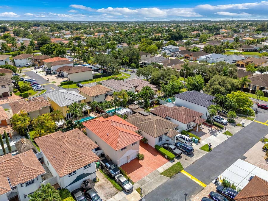 Property photo for 15362 SW 39th Lane, Miami, FL