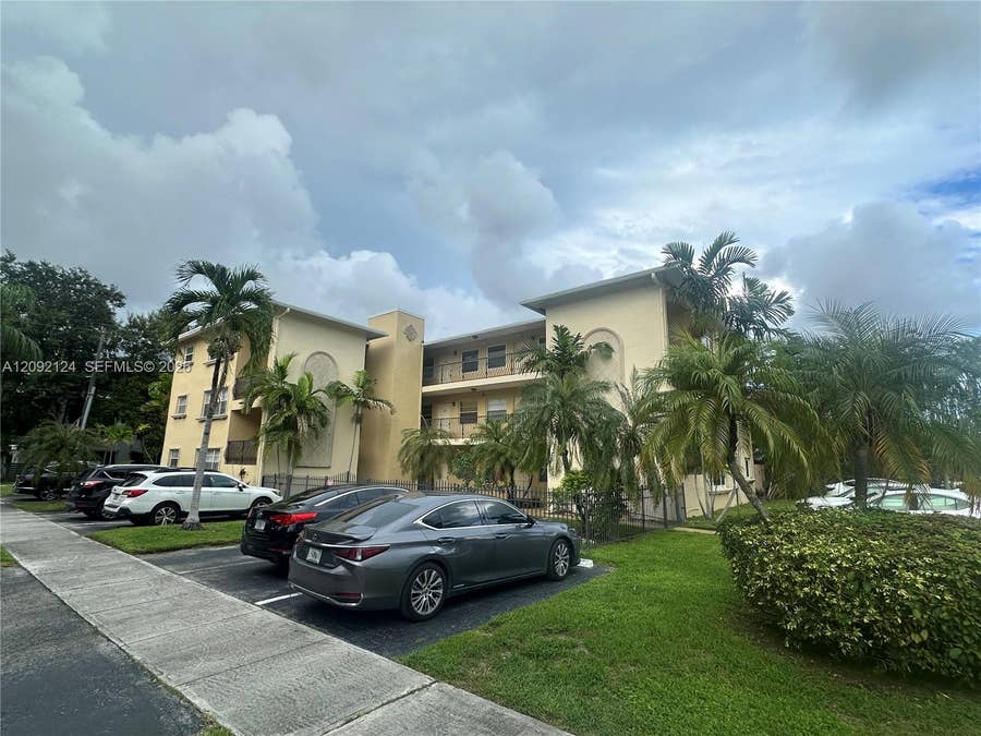 Property photo for 901 NE 3rd Street, #205, Fort Lauderdale, FL