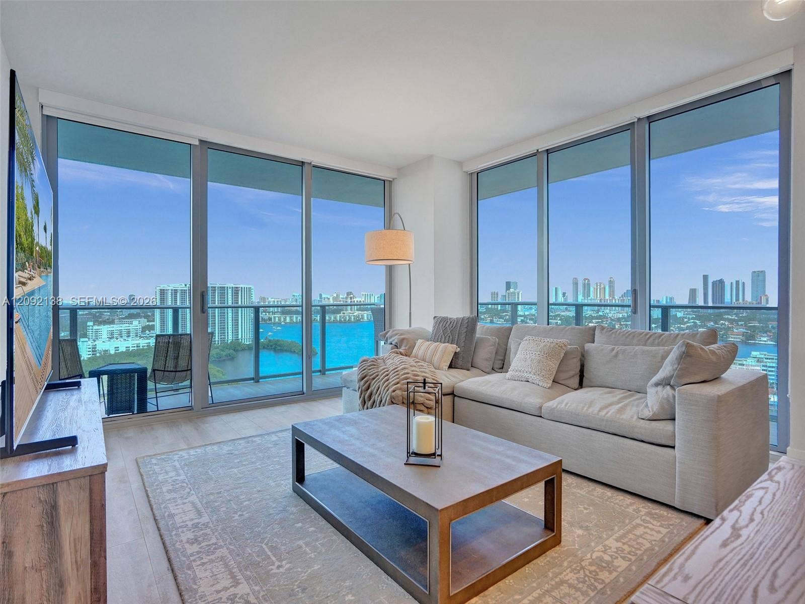 16385 Biscayne Boulevard, #2107, North Miami Beach, FL 33160 Photo 27