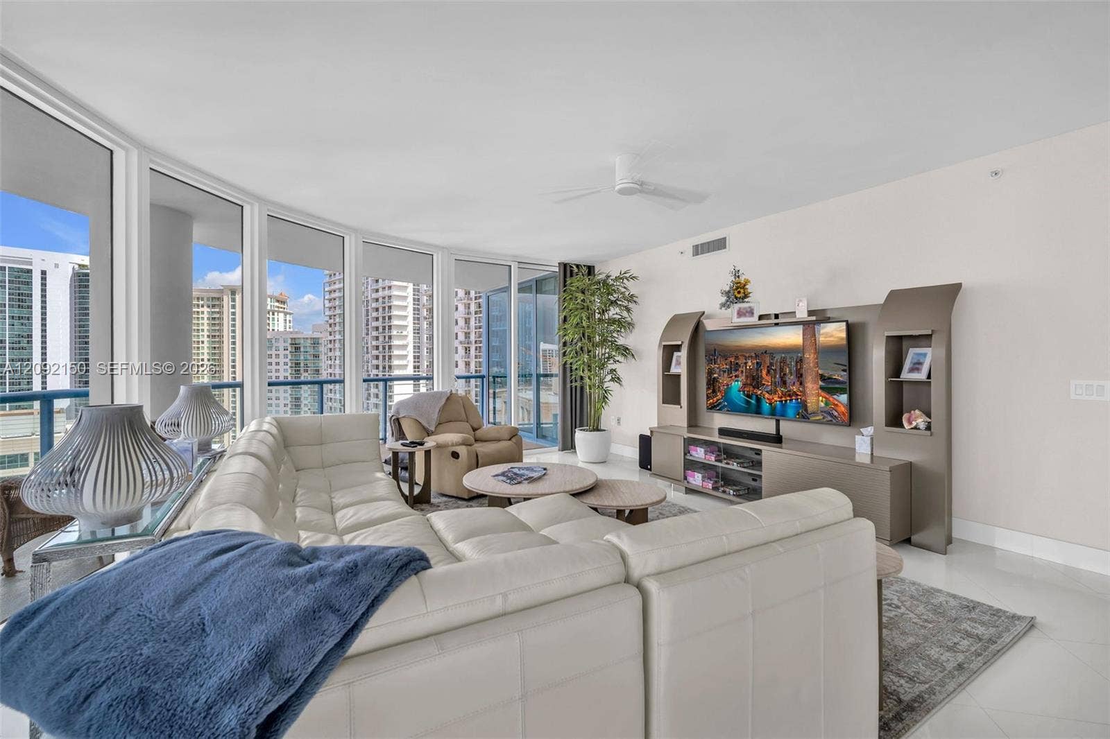 333 Las Olas Way, #2807, Fort Lauderdale, Fort Lauderdale, FL 33301 Photo 26