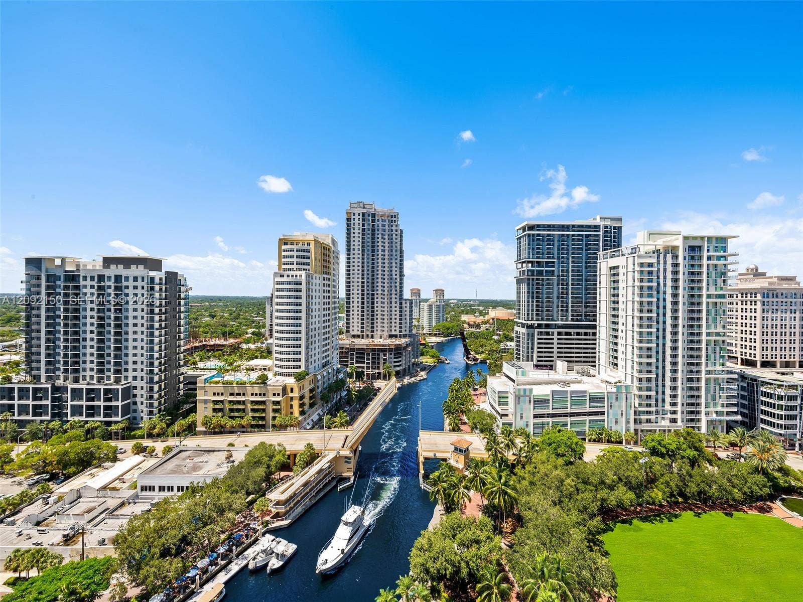 333 Las Olas Way, #2807, Fort Lauderdale, Fort Lauderdale, FL 33301 Photo 1